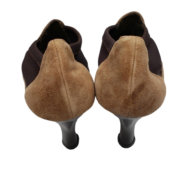 Club Moda | Tan Suede Slip On Retro Chic Glam Closed Toe Heels Women's 8.5 - Picture 5 of 12